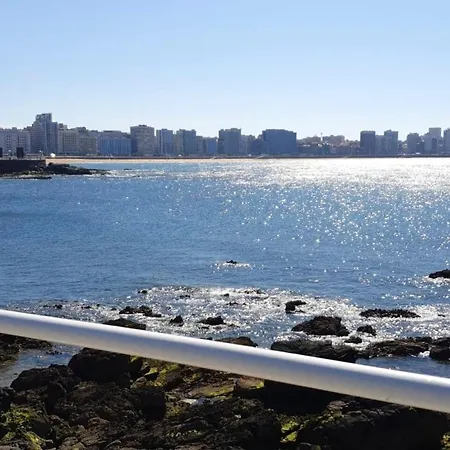 شقة 2 Bedrooms Appartement At Gijon 500 M Away From The Beach With Wifi